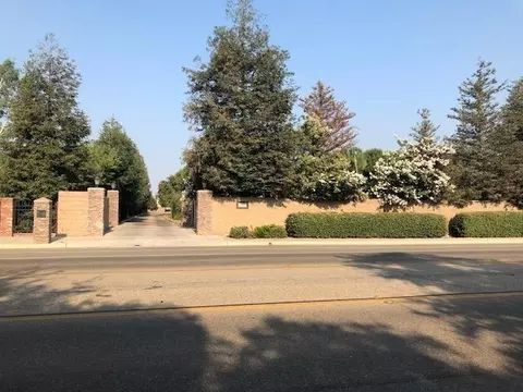 2930 Locan Ave, Clovis, CA 93619 photo 1