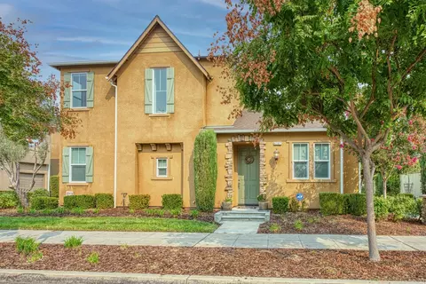 4167 Harlan Ranch Blvd, Clovis, CA 93619 photo 1