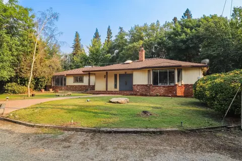 10749 E Bullard Ave, Clovis, CA 93619 photo 1