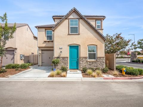 3749 Integrity Way, Clovis, CA 93619 photo 1