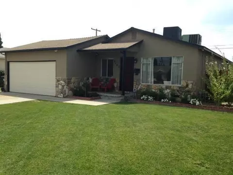 2103 Dennis Dr, Selma, CA 93662 photo 1