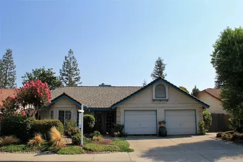 2526 Gibson Ave, Clovis, CA 93611 photo 1