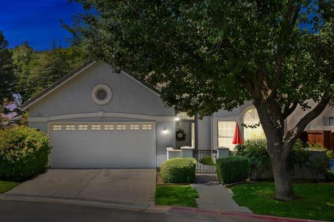 1966 Stonebrook Ln, Clovis, CA 93611 photo 1