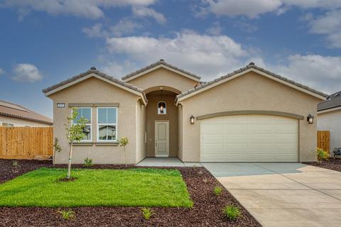 675 Alpine Way S, Madera, CA 93636 photo 1