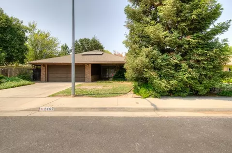 2497 Laverne Ave, Clovis, CA 93611 photo 1