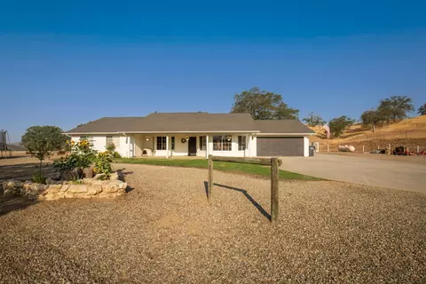 15620 Garlock Ln, Prather, CA 93651 photo 1