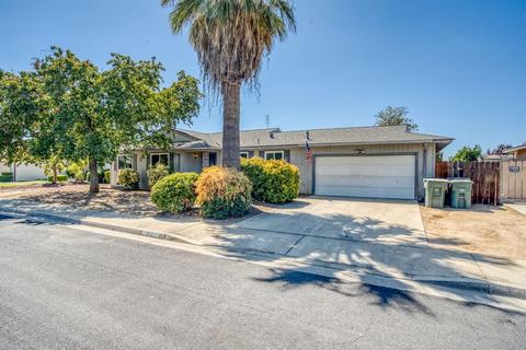 952 Ezie Ave, Clovis, CA 93611 photo 1