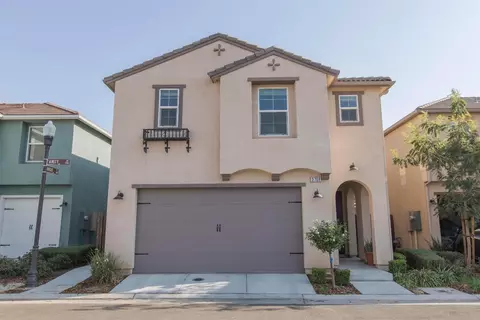 3708 Amity Ln, Clovis, CA 93619 photo 1