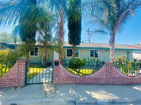 1990 Tri Circle Dr, Firebaugh, CA 93622 photo 1