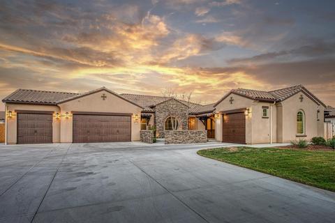 1287 N Locan Ave, Clovis, CA 93619 photo 1