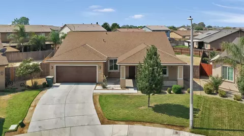 1363 Hartley Dr, Hanford, CA 93230 photo 1