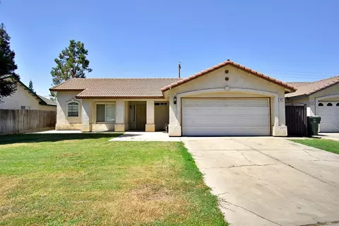 422 Blueridge Dr, Madera, CA 93637 photo 1