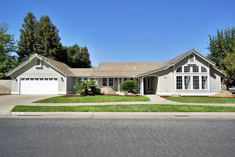 3110 Doubletree Way, Madera, CA 93637 photo 1