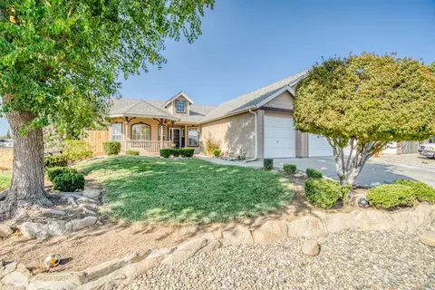 2305 Magill Ave, Clovis, CA 93611 photo 1
