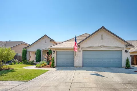 3360 Pico Ave, Clovis, CA 93619 photo 1