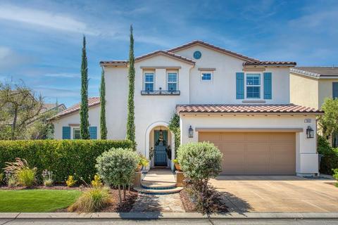 1842 N Todd Hedrick Ln, Clovis, CA 93619 photo 1