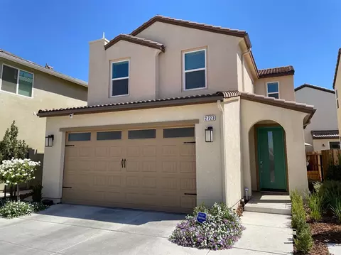 2723 Stonewall Ln, Clovis, CA 93619 photo 1