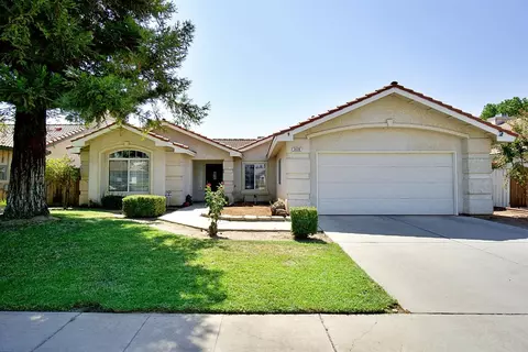 3420 Diane Way, Madera, CA 93637 photo 1
