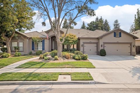 472 W Lexington Ave, Clovis, CA 93619 photo 1