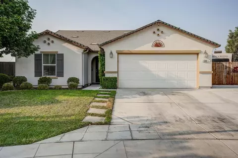 1306 Coconut Ave, Madera, CA 93638 photo 1