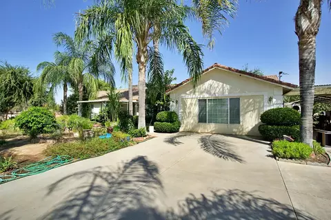 26357 Martin St, Madera, CA 93638 photo 1