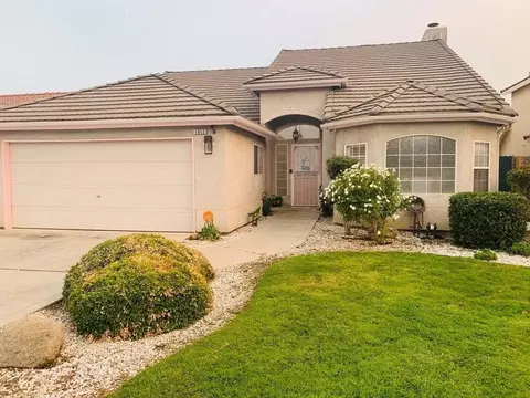1012 Fedora Ave, Clovis, CA 93612 photo 1