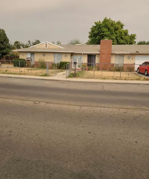 1050 Faller Ave, Sanger, CA 93657 photo 1