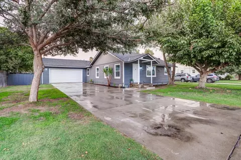 535 W Bullard Ave, Clovis, CA 93612 photo 1