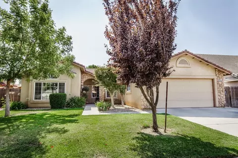 3040 Plumas St, Madera, CA 93637 photo 1