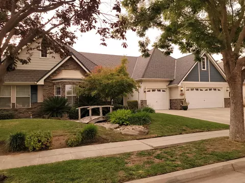 1650 N Bush Ave, Clovis, CA 93619 photo 1