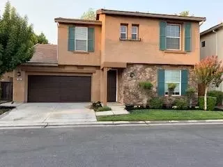 823 Monet Ln, Clovis, CA 93619 photo 1