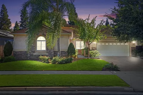 2420 Deauville Cir, Clovis, CA 93619 photo 1