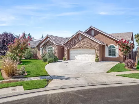 410 Hornet Ave, Clovis, CA 93611 photo 1