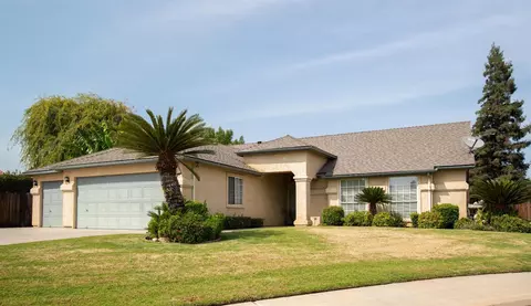 1455 Minarets Ave, Clovis, CA 93611 photo 1