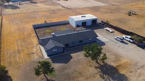 16600 La Canada Rd, Madera, CA 93636 photo 1