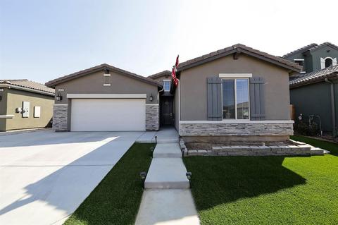 3836 Cael Ln, Clovis, CA 93619 photo 1