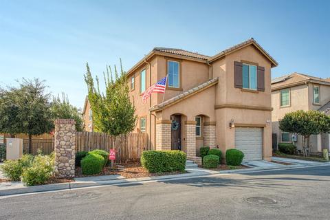 3280 Alps Ln, Clovis, CA 93619 photo 1
