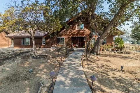 22347 Caballero Rd, Clovis, CA 93619 photo 1