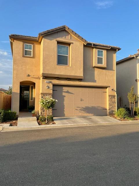 3719 Amity Ln, Clovis, CA 93619 photo 1