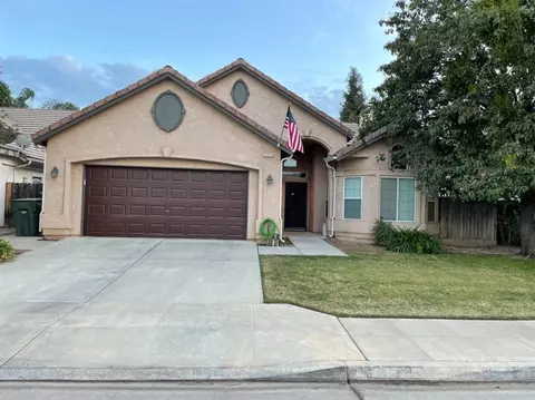 2865 Emerald Ave, Fresno, CA 93720 photo 1