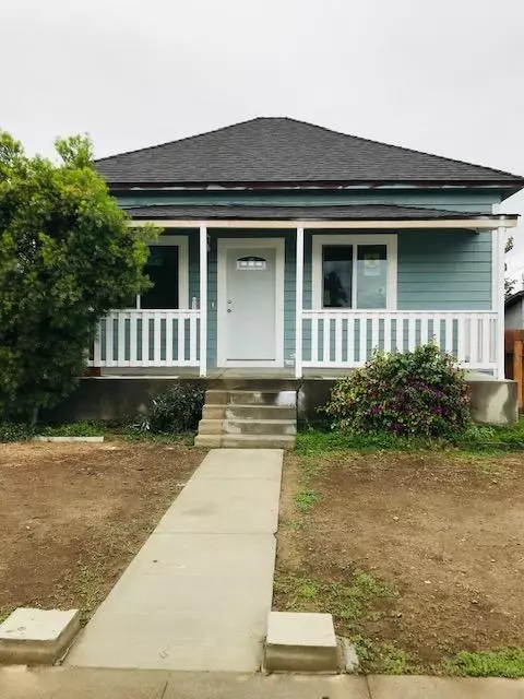 126 E 4th St, Hanford, CA 93230 photo 1