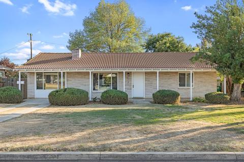 2115 6th St, Sanger, CA 93657 photo 1