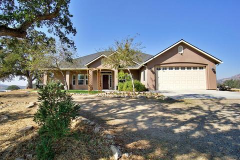 15035 Blue Oak Ln, Prather, CA 93651 photo 1
