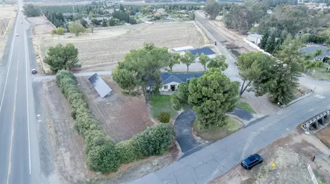 10456 E Shaw Ave, Clovis, CA 93619 photo 1