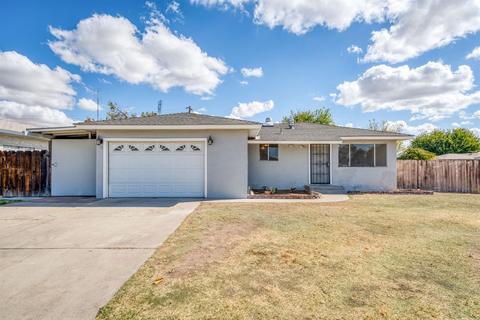 1345 Karen Ave, Clovis, CA 93612 photo 1