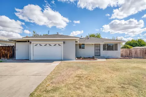 1345 Karen Ave, Clovis, CA 93612 photo 1
