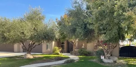 2438 Chaparal St, Selma, CA 93662 photo 1