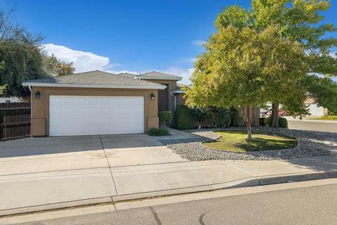 2626 Sierra Madre Ave, Clovis, CA 93611 photo 1
