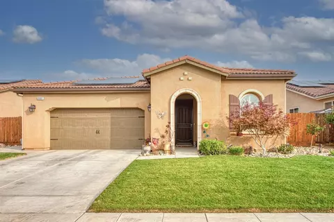 3661 N Wrenwood Ave, Clovis, CA 93619 photo 1
