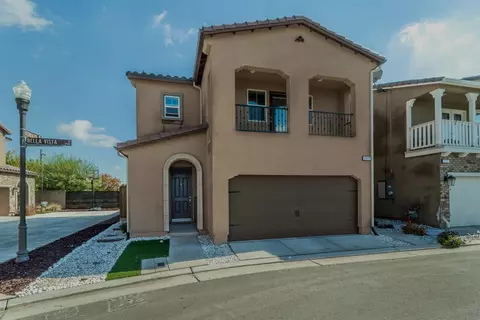 2519 Bella Vista Dr, Clovis, CA 93612 photo 1